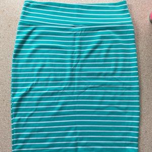 LuLaRoe Cassie Pencil Skirt 🦄